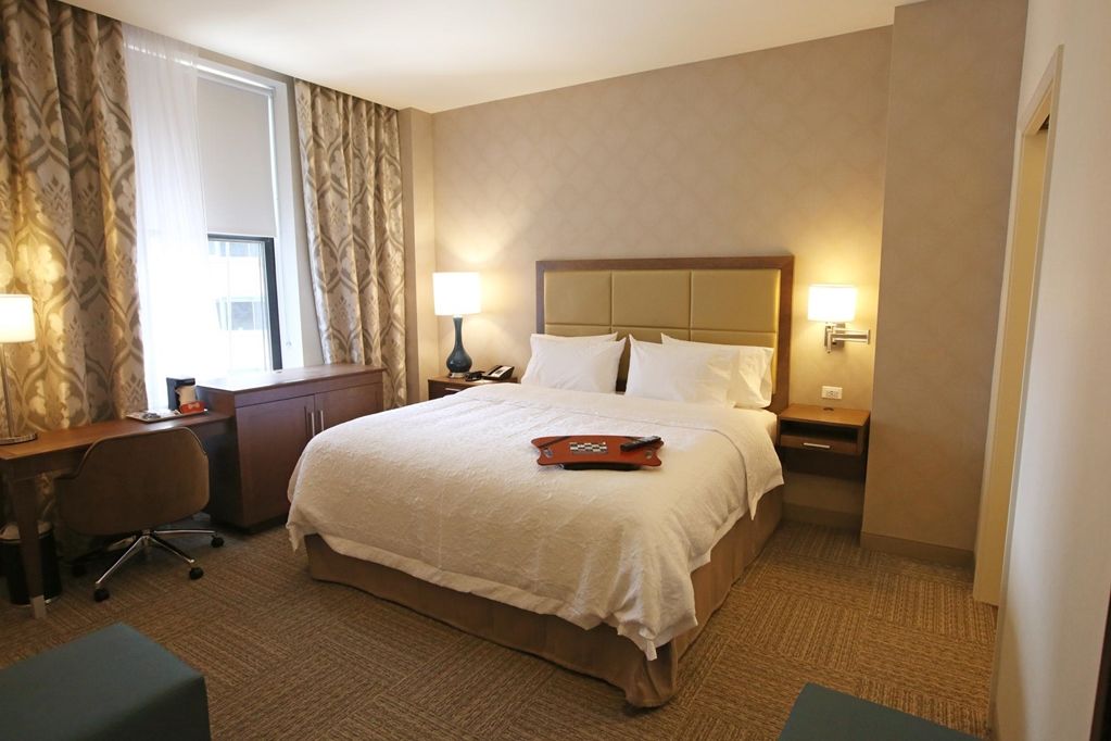 Hampton Inn Chicago Downtown/N Loop/Michigan Ave Exterior photo